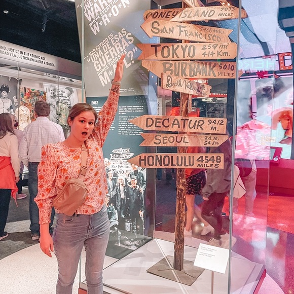 Meet your Posher, Mara - Picture 2 of 6